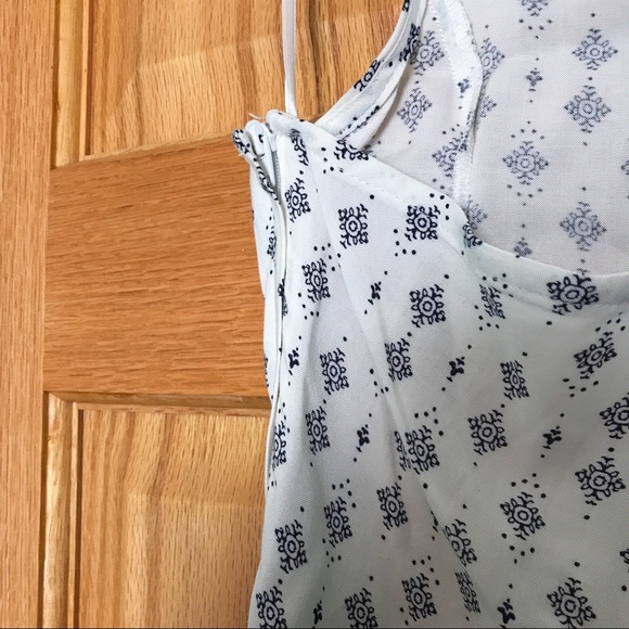 H&M White and Navy Printed Dress size 10 - Picture 3 of 4